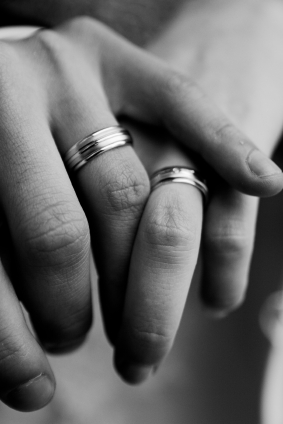 USCIS Accepts Immigration Application Based On Same Sex Marriage